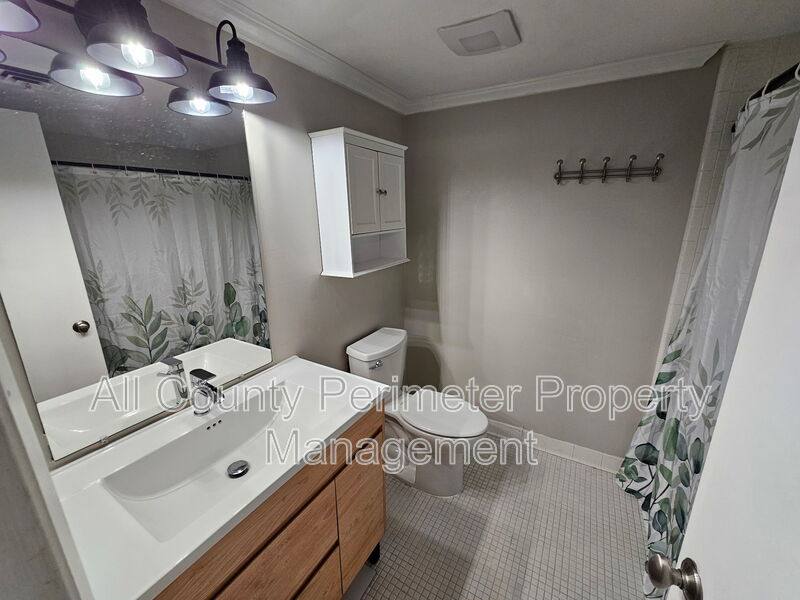 Townhouse for rent at 7309 Cardigan Circle, Atlanta, GA 30328