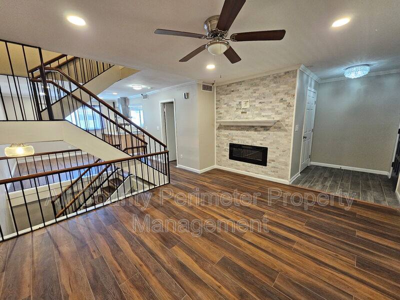 Townhouse for rent at 7309 Cardigan Circle, Atlanta, GA 30328