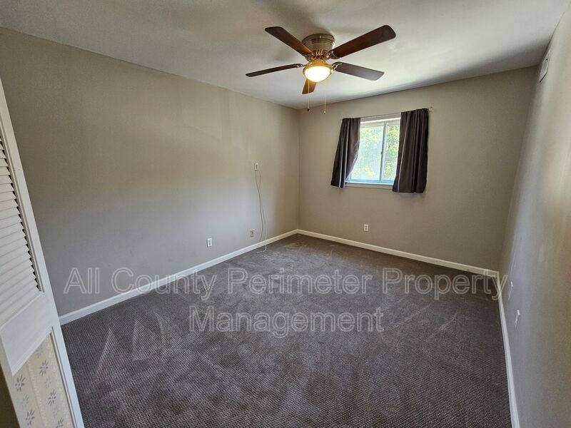 Townhouse for rent at 7309 Cardigan Circle, Atlanta, GA 30328