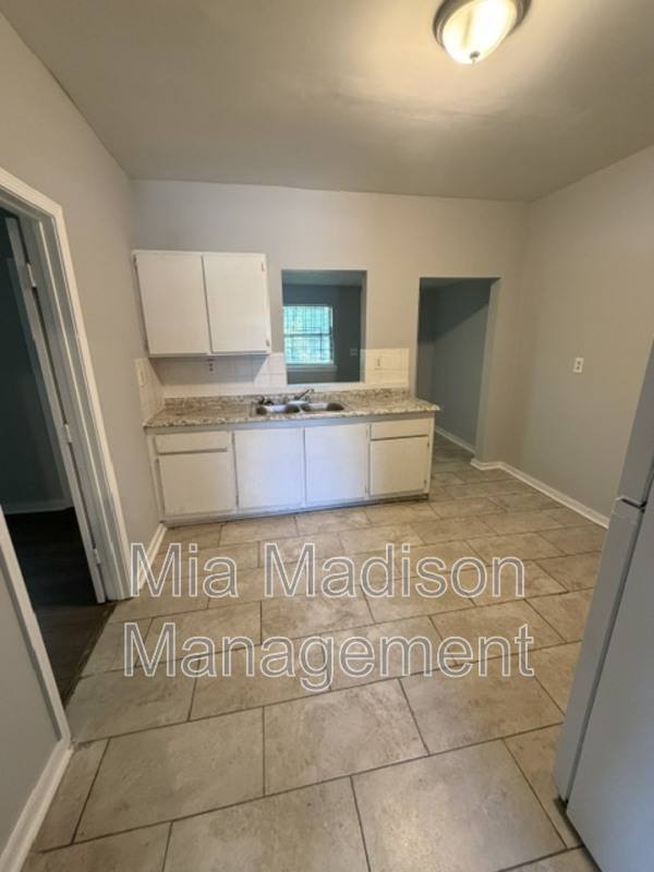 Apartment for rent at 1415 Richards St, Savannah, GA 31415