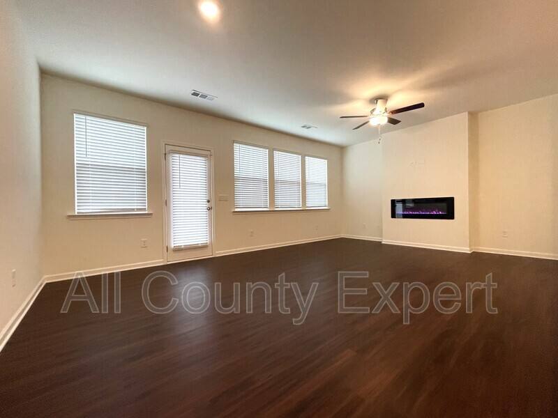 House for rent at 272 Whitetail Circle, Canton, GA 30115