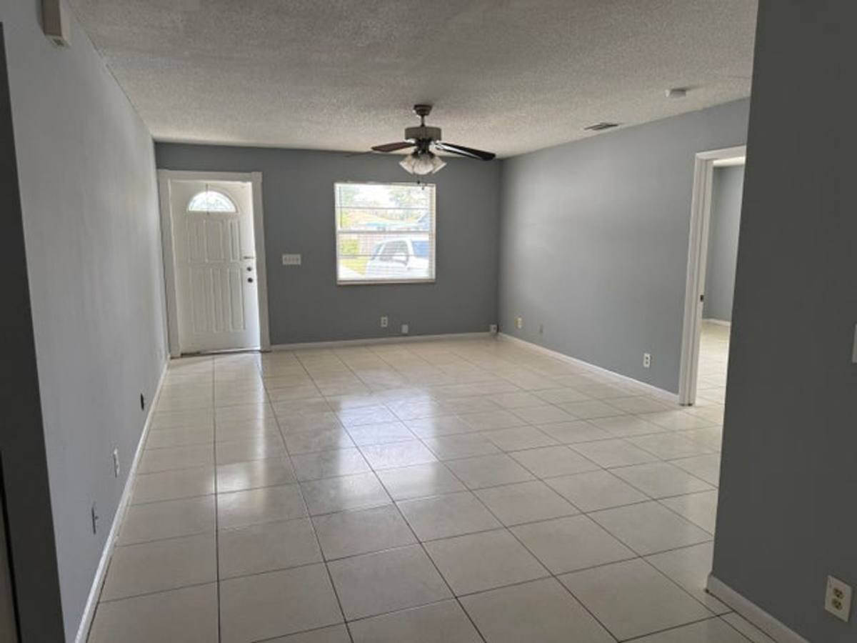 House for rent at 2519 Griffin Square, West Palm Beach, FL 33406