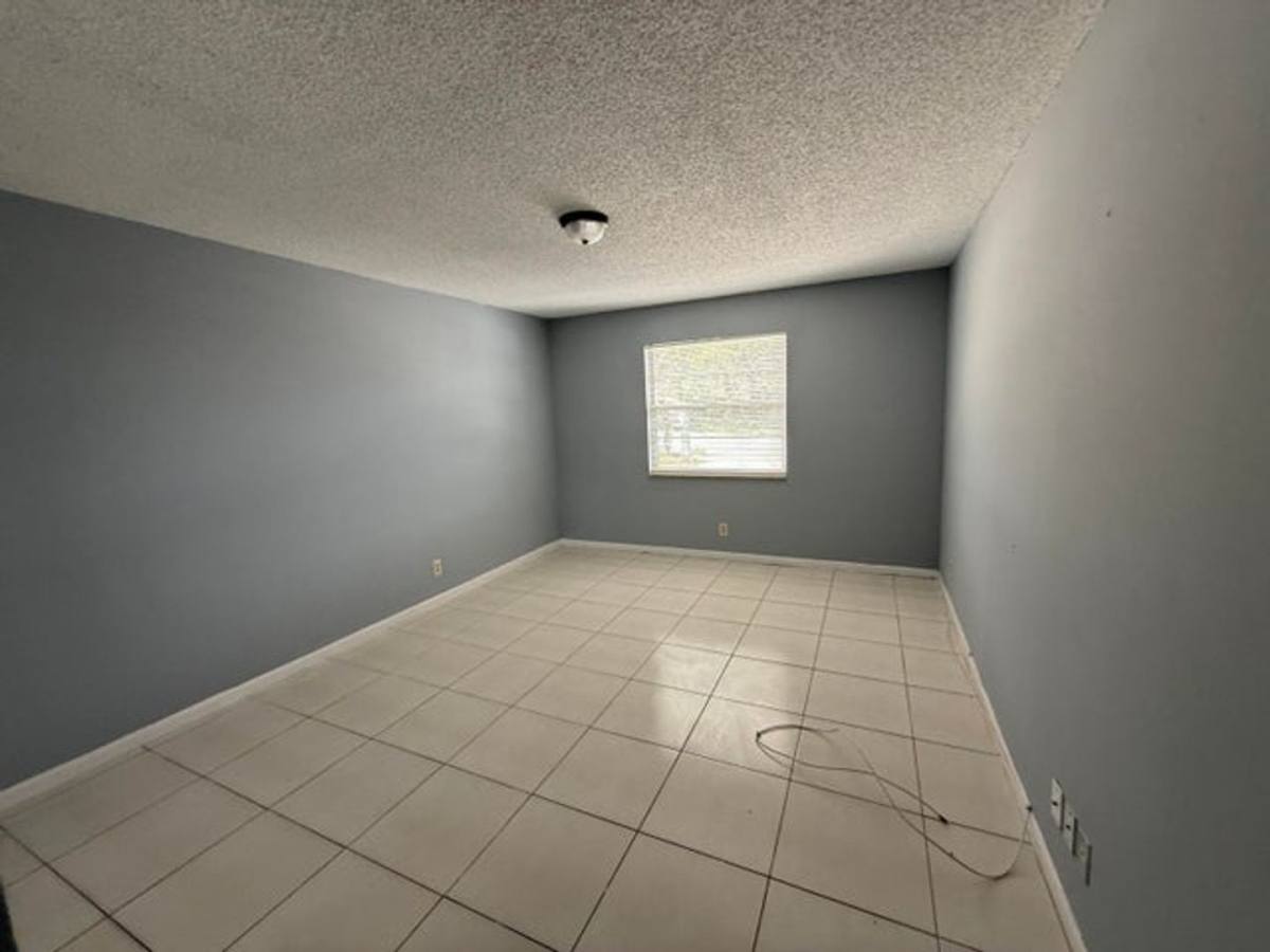 House for rent at 2519 Griffin Square, West Palm Beach, FL 33406