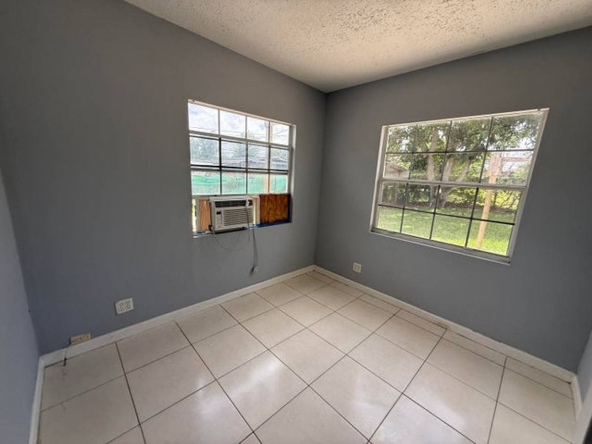 House for rent at 2519 Griffin Square, West Palm Beach, FL 33406
