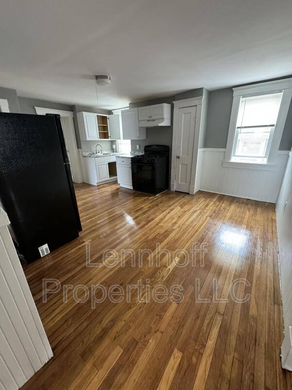 Apartment for rent at 19 Union St #2, Lowell, MA 01852