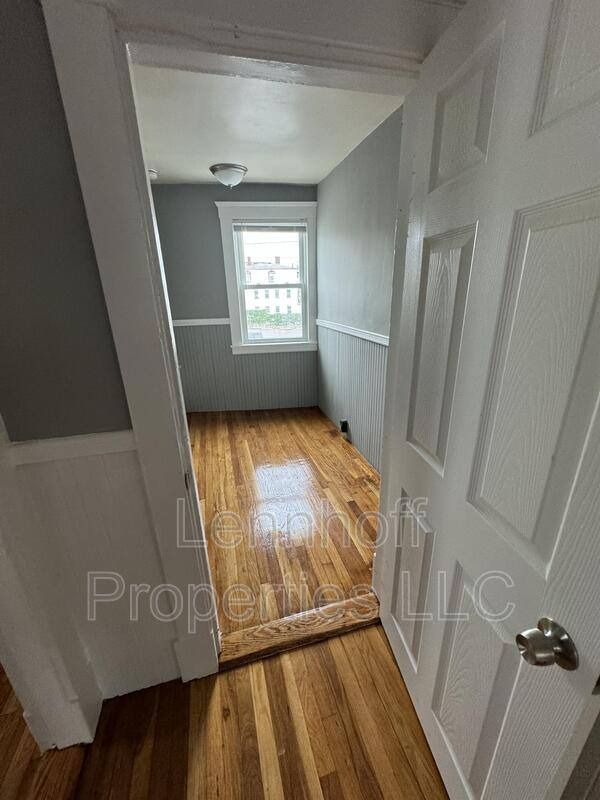Apartment for rent at 19 Union St #2, Lowell, MA 01852