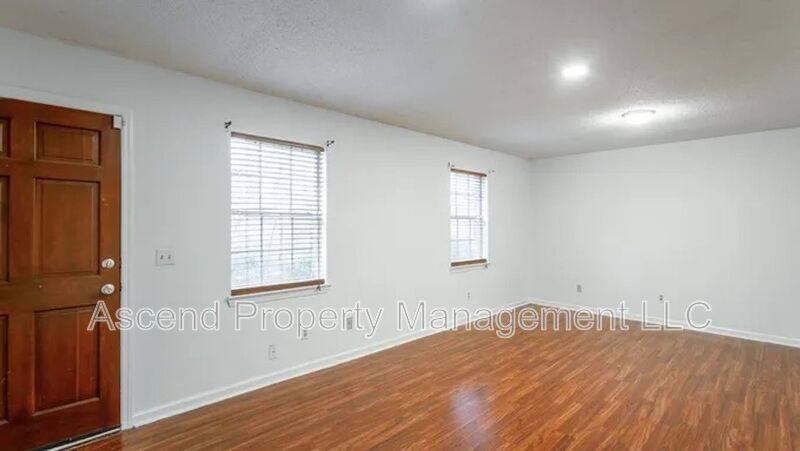 Apartment for rent at 5822 Moody Sawyer Rd #B, Hixson, TN 37343