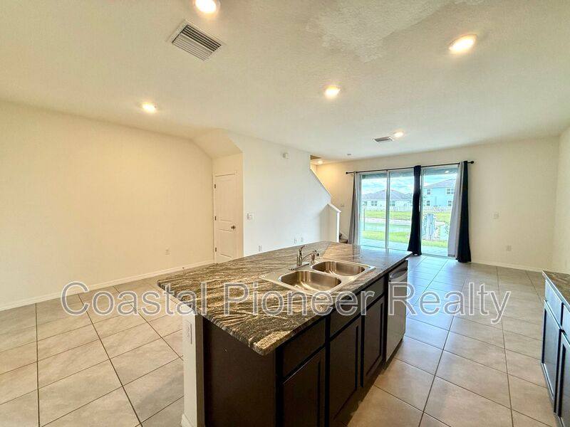 Townhouse for rent at 32794 Pez Landing Lane, Wesley Chapel, FL 33543