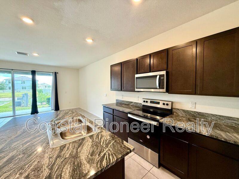 Townhouse for rent at 32794 Pez Landing Lane, Wesley Chapel, FL 33543