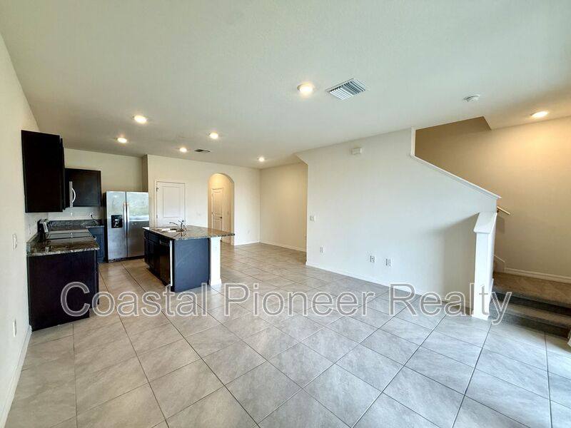 Townhouse for rent at 32794 Pez Landing Lane, Wesley Chapel, FL 33543