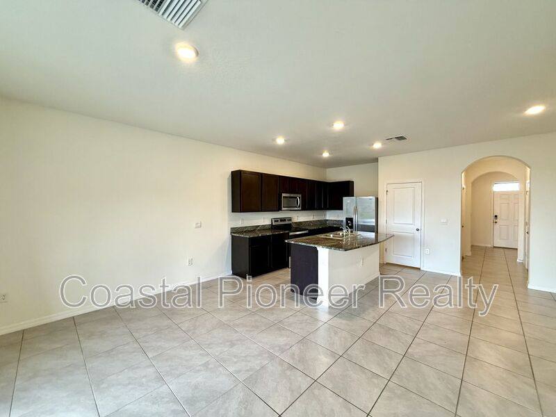 Townhouse for rent at 32794 Pez Landing Lane, Wesley Chapel, FL 33543