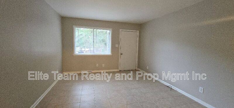 Apartment for rent at 1803 Darbrook Dr, Charlotte, NC 28205
