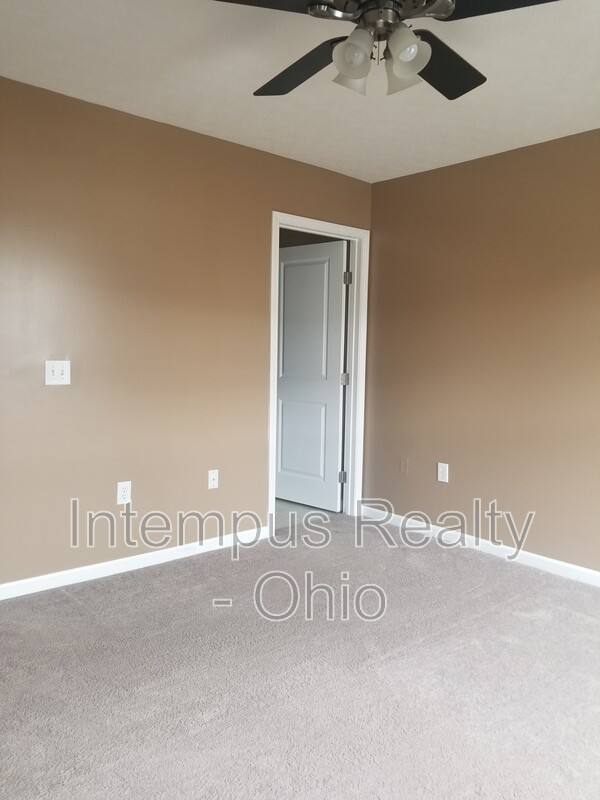 Townhouse for rent at 3869 Dowitcher Lane, Columbus, OH 43230