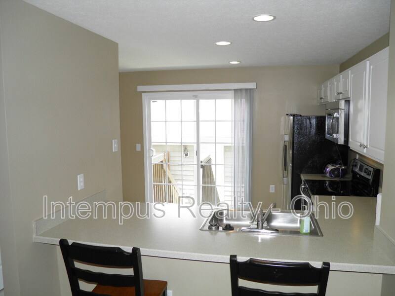 Townhouse for rent at 3869 Dowitcher Lane, Columbus, OH 43230