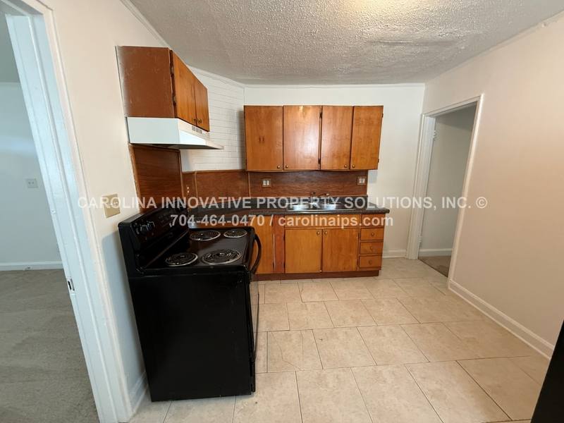 House for rent at 2120 Rush Wind Dr, Charlotte, NC 28206