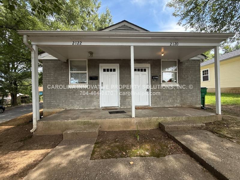 House for rent at 2120 Rush Wind Dr, Charlotte, NC 28206