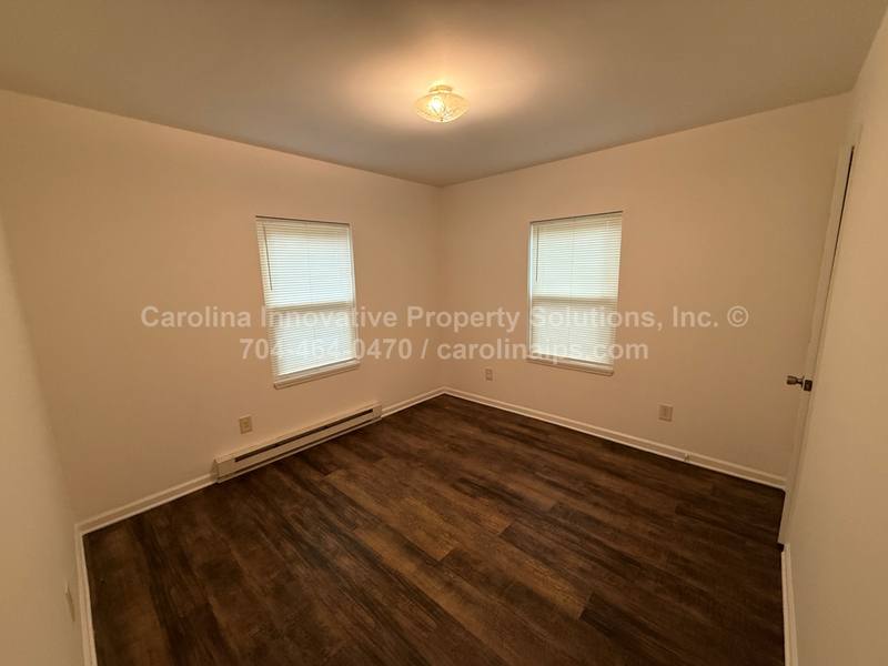 House for rent at 1800 Newland Rd #3, Charlotte, NC 28216