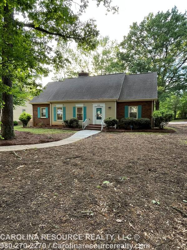 Townhouse for rent at 4535 Dawnwood Dr, Charlotte, NC 28212
