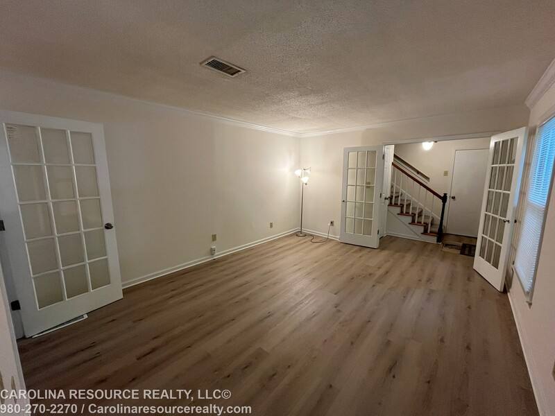 Townhouse for rent at 4535 Dawnwood Dr, Charlotte, NC 28212