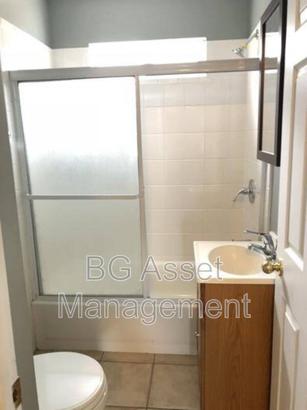 Apartment for rent at 1680 24th St, San Pablo, CA 94806