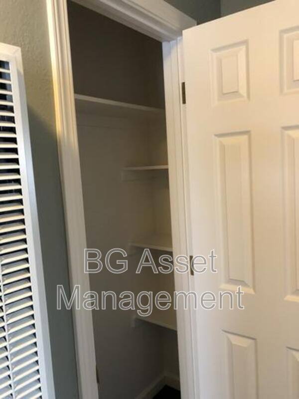 Apartment for rent at 1680 24th St, San Pablo, CA 94806