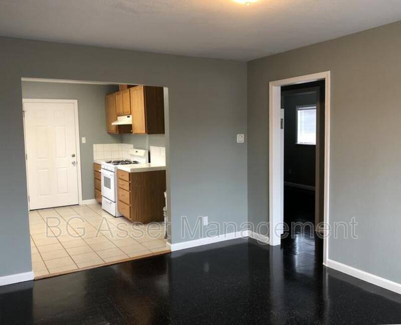Apartment for rent at 1680 24th St, San Pablo, CA 94806
