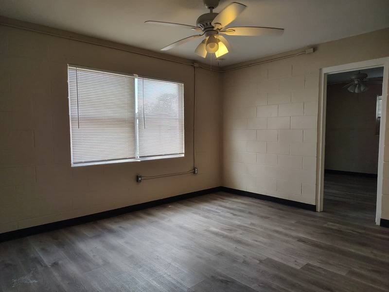 Apartment for rent at 2000 W Jackson St #4, Orlando, FL 32805