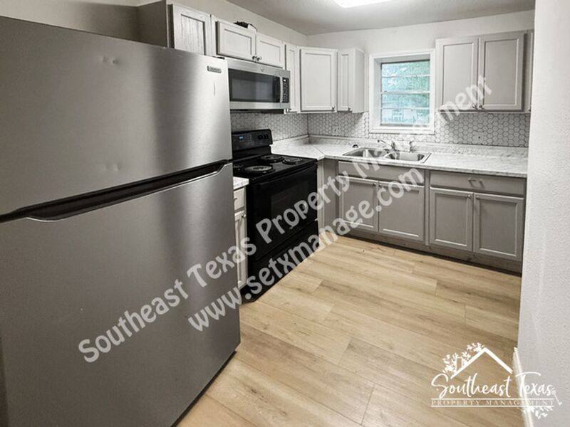 House for rent at 908 Stilwell Blvd, Port Arthur, TX 77642