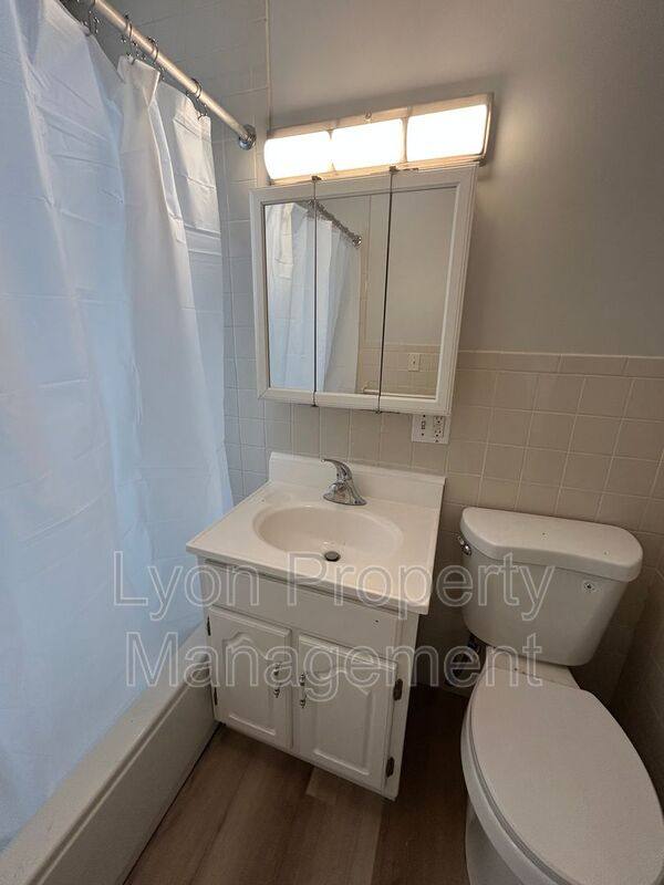 Apartment for rent at 415 Main St #5, Fairhaven, MA 02719