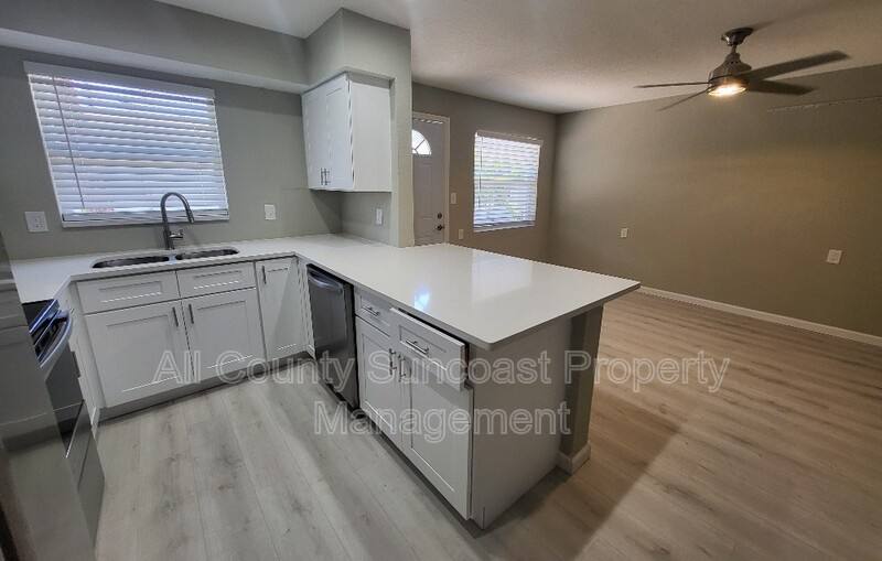 Condo for rent at 9030 Blind Pass Rd #C9, Saint Petersburg, FL 33706
