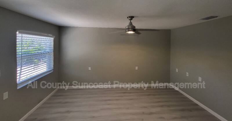 Condo for rent at 9030 Blind Pass Rd #C9, Saint Petersburg, FL 33706