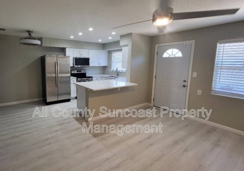Condo for rent at 9030 Blind Pass Rd #C9, Saint Petersburg, FL 33706
