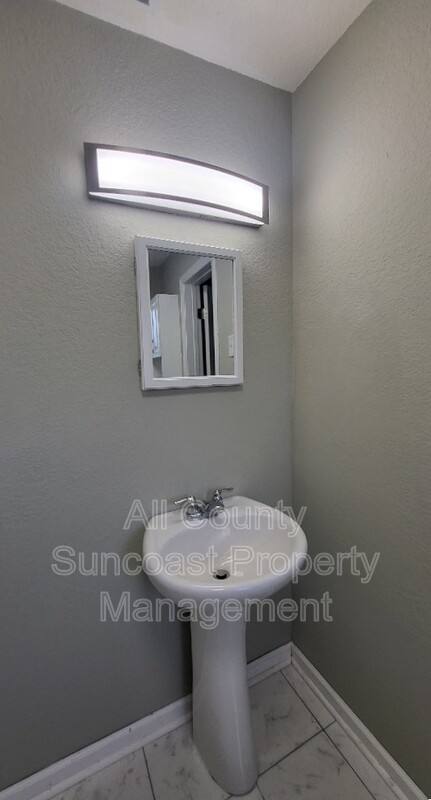 Condo for rent at 9030 Blind Pass Rd #C9, Saint Petersburg, FL 33706