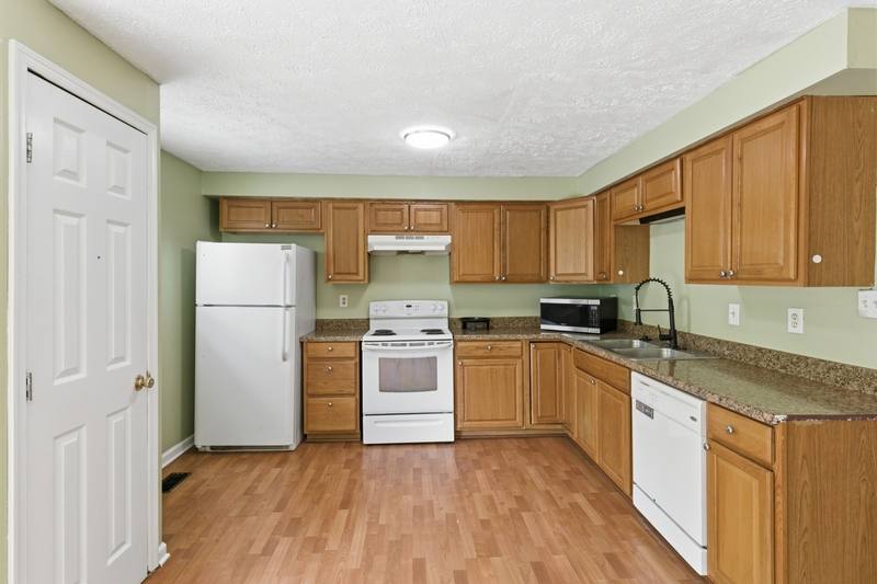 Townhouse for rent at 19 Hoban Court, Nottingham, MD 21236