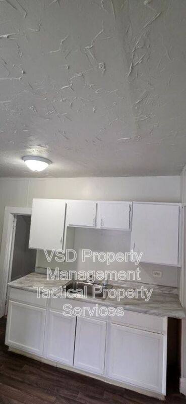 Apartment for rent at 3408 E 140 St #2, Cleveland, OH 44120