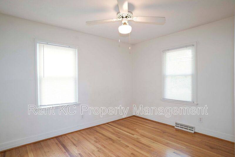 House for rent at 5540 N Garfield Ave, Kansas City, MO 64118