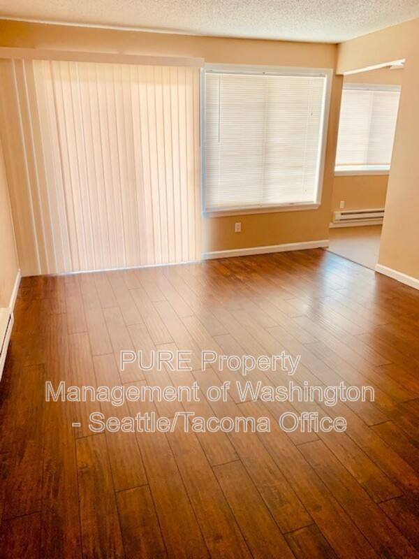 Apartment for rent at 7919 35th Ave SW #103, Seattle, WA 98126