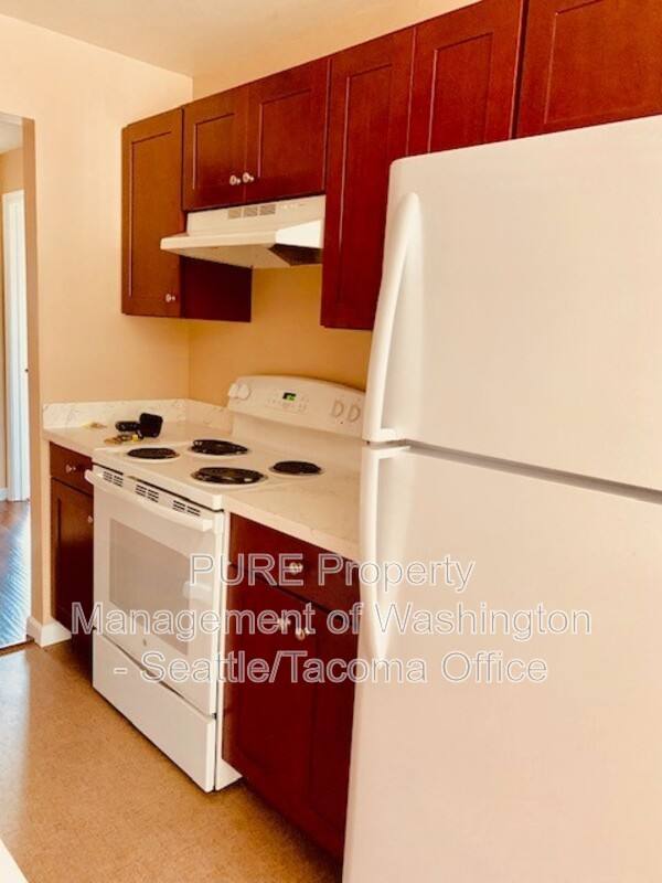 Apartment for rent at 7919 35th Ave SW #103, Seattle, WA 98126