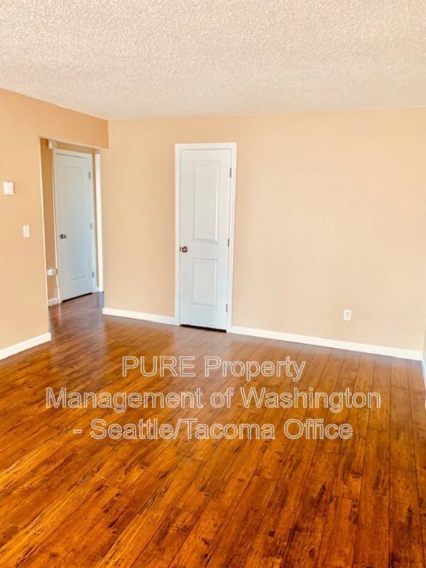 Apartment for rent at 7919 35th Ave SW #103, Seattle, WA 98126