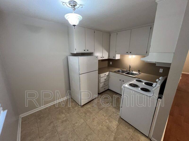 Apartment for rent at 4133 Lee St #17, Zachary, LA 70791