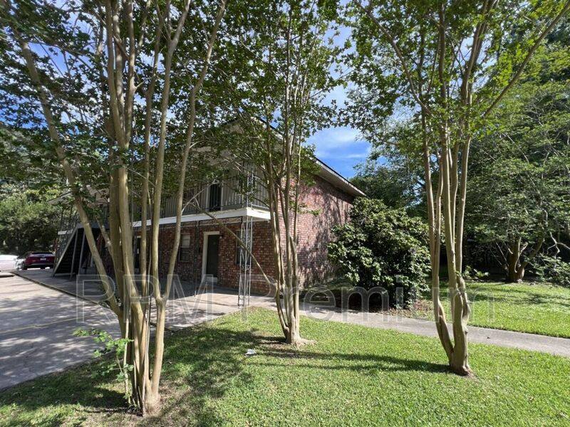 Apartment for rent at 4133 Lee St #17, Zachary, LA 70791