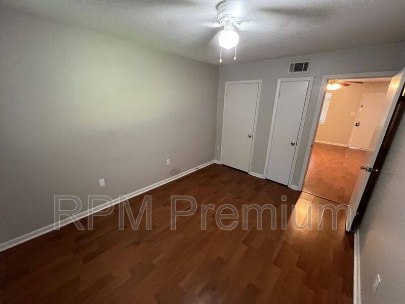 Apartment for rent at 4133 Lee St #17, Zachary, LA 70791