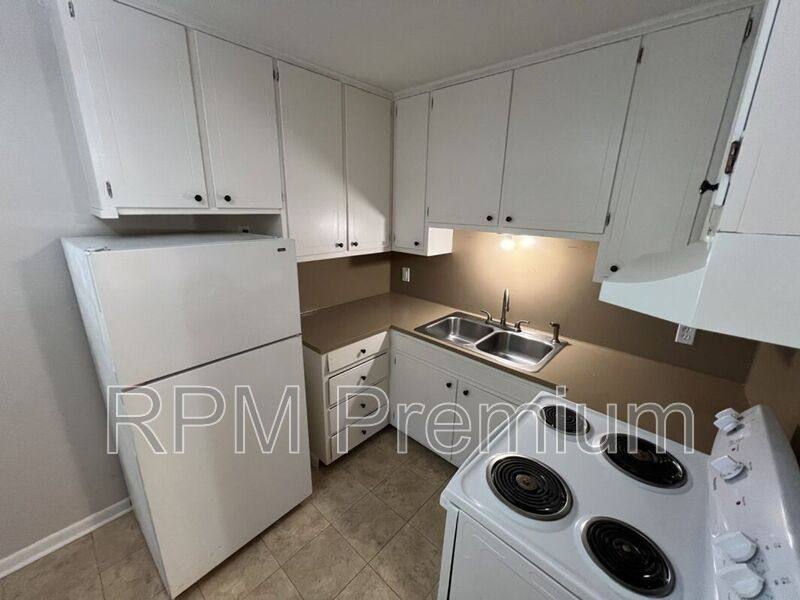 Apartment for rent at 4133 Lee St #17, Zachary, LA 70791