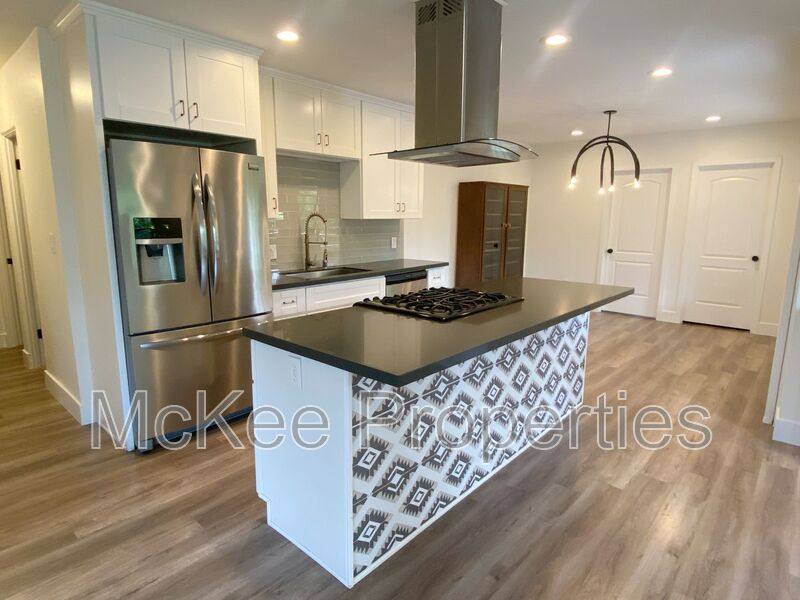 House for rent at 4605 59th St, San Diego, CA 92115