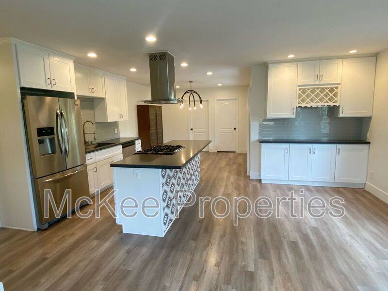 House for rent at 4605 59th St, San Diego, CA 92115