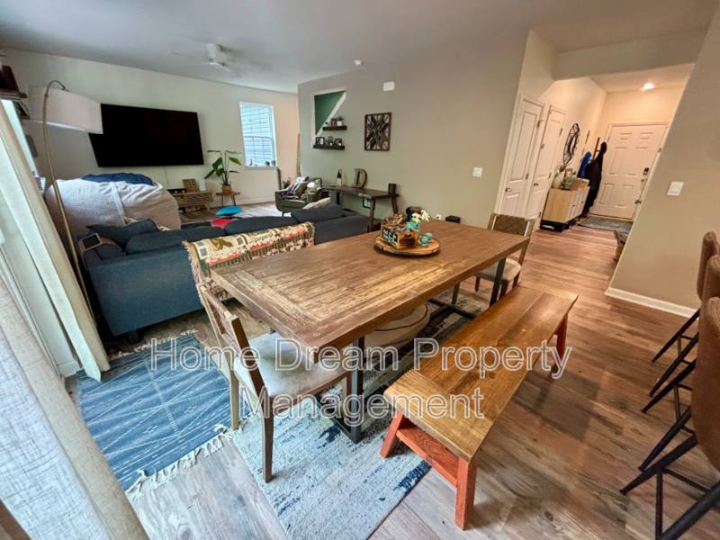 House for rent at 81 Pinewood Rd, Fredericksburg, VA 22405