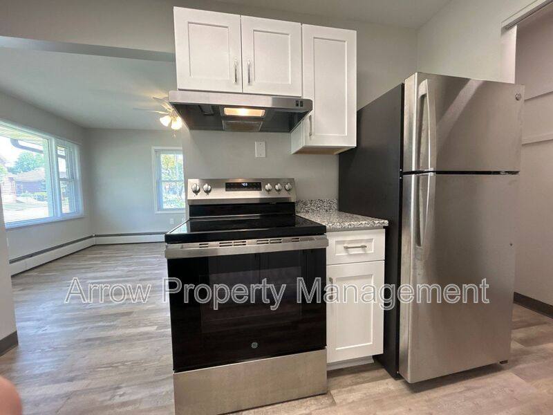 Apartment for rent at 407 H St #7, Hamburg, IA 51640