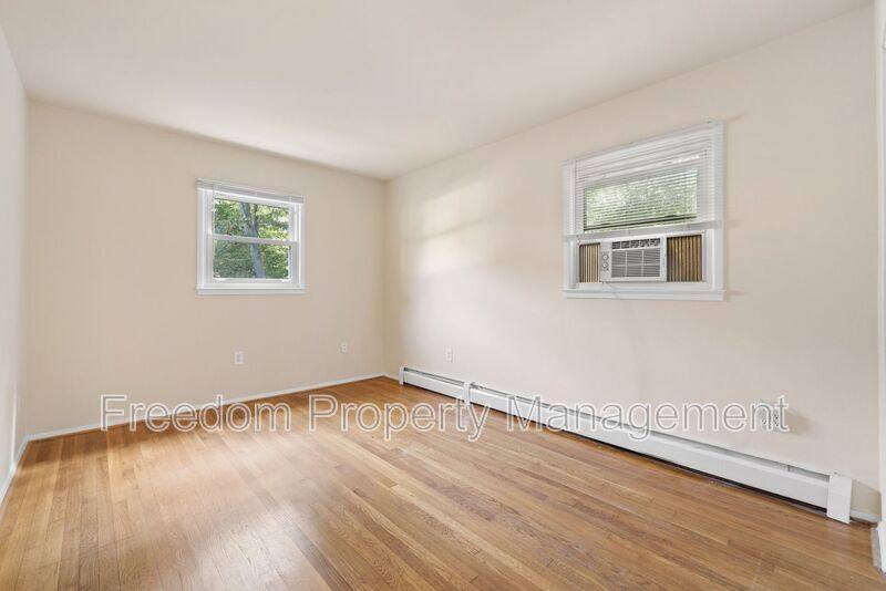 House for rent at 14309 Fairmont Court, Woodbridge, VA 22193