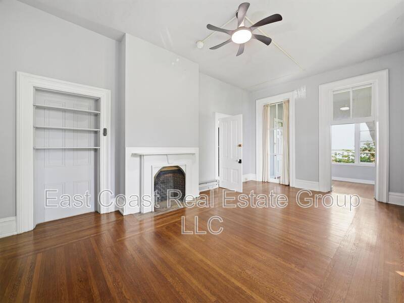 Apartment for rent at 323 N Potomac St #2, Hagerstown, MD 21740