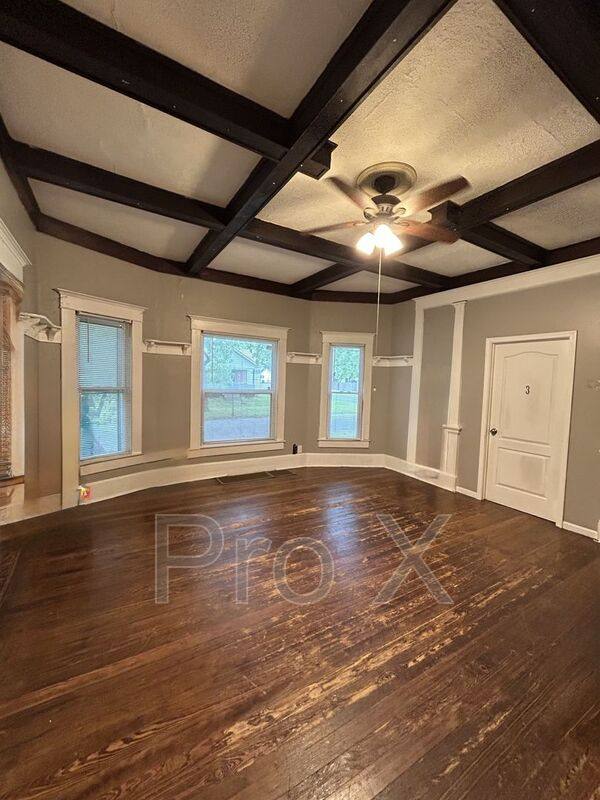 Apartment for rent at 711 N Grand, Pittsburg, KS 66762
